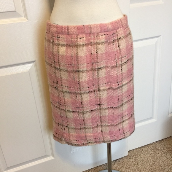 CHANEL Classic Vintage Suit - Picture 7 of 10